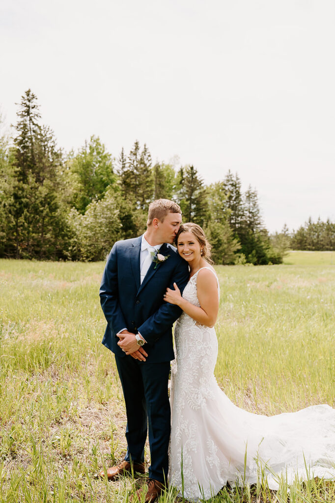 bride and groom Minnesota wedding portrait