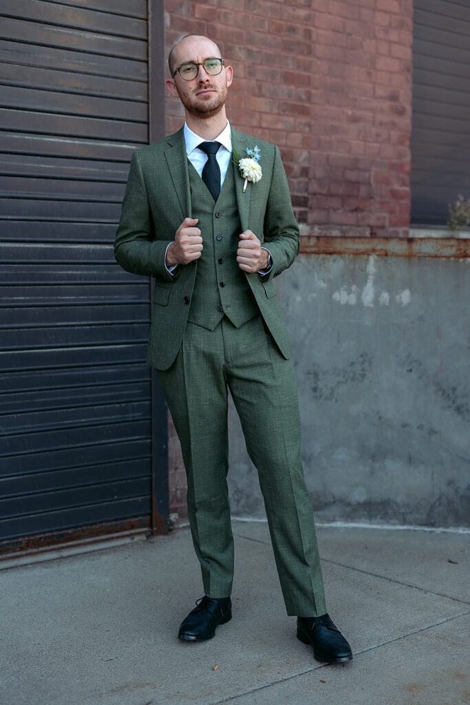 groom portrait in downtown minneapolis