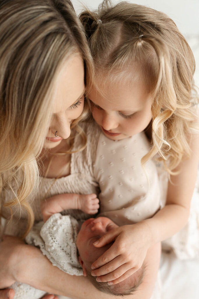 newborn studio photography at the sunroom studio in bemidji mn