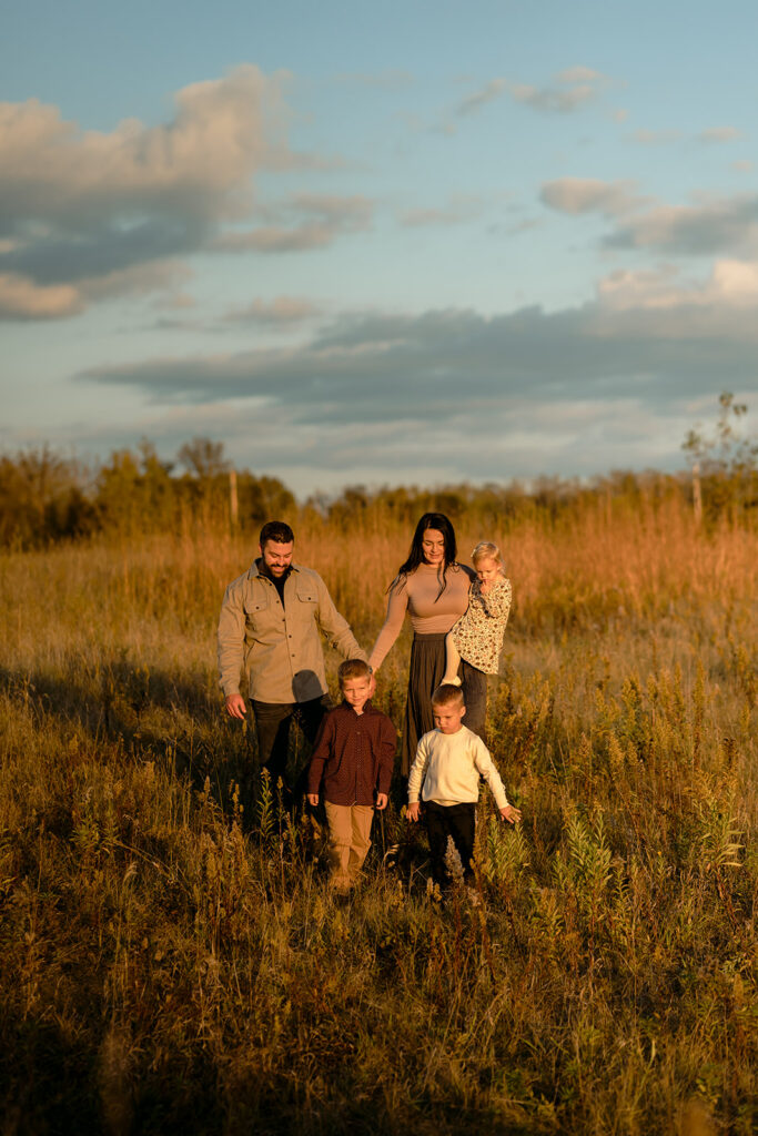 sweet fall family photography in a field in bemidji mn
