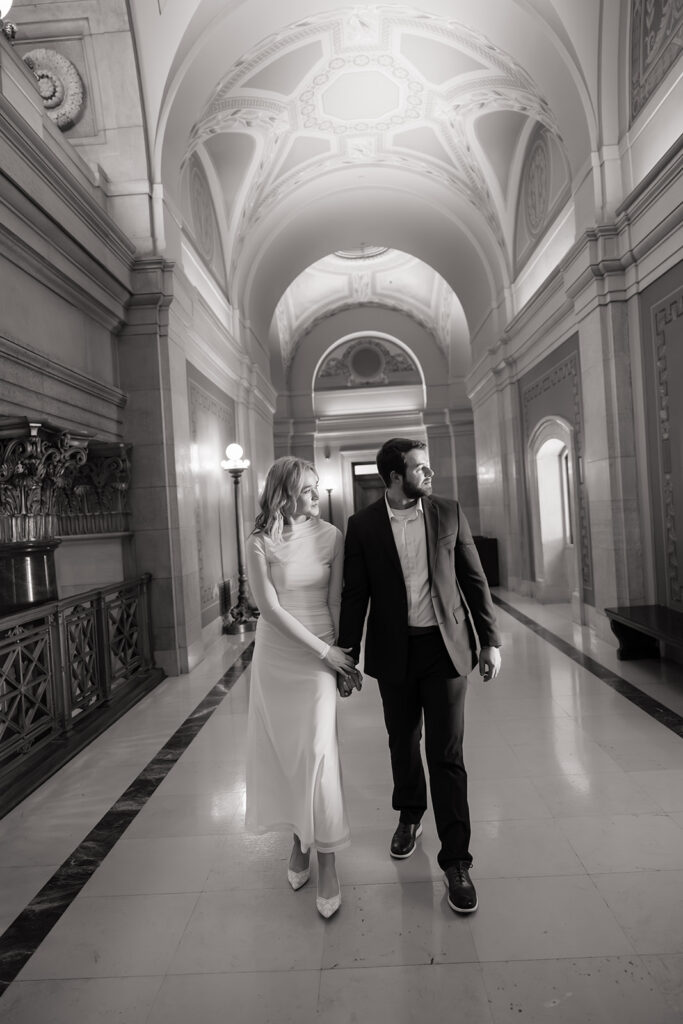 artistic black and white engagement portraits at the Minnesota State Capitol